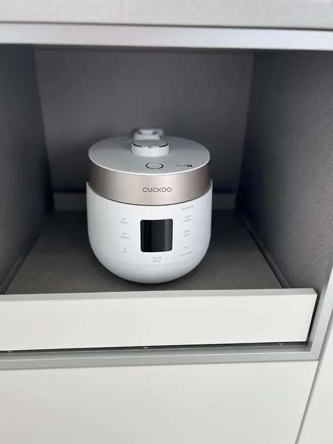 Aparthotel Almare Woljeong Jeju