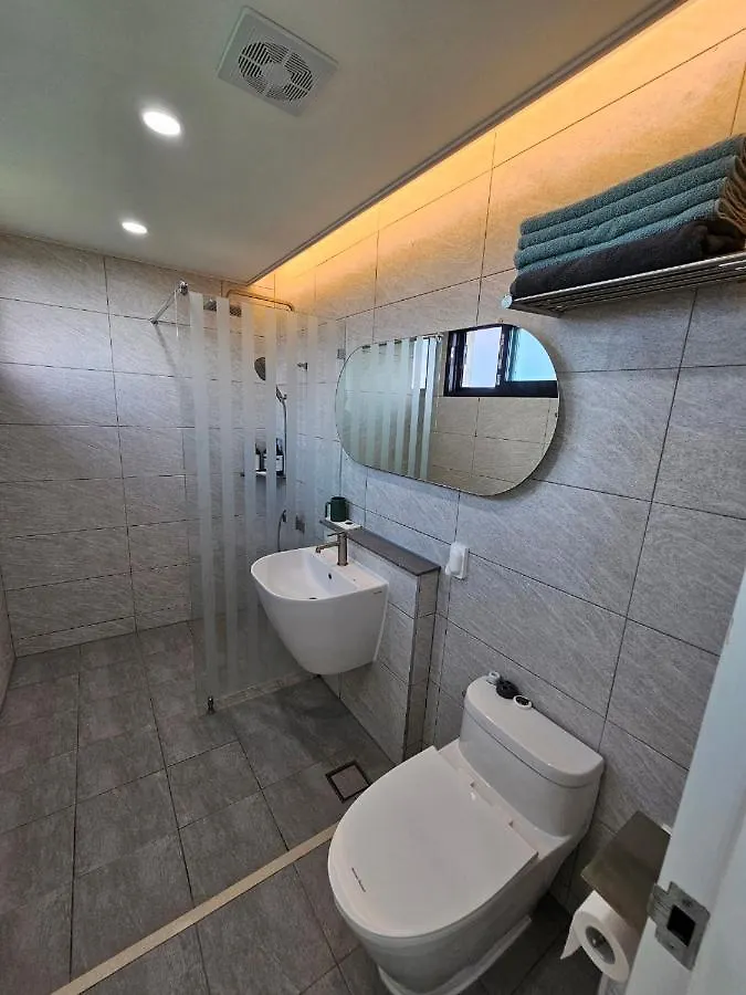Aparthotel Almare Woljeong Jeju