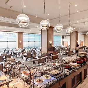 Ramada Plaza By Wyndham Ocean Front Hotel